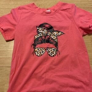 Girls Coral Pink Graphic Tee with Leopard Print Accent